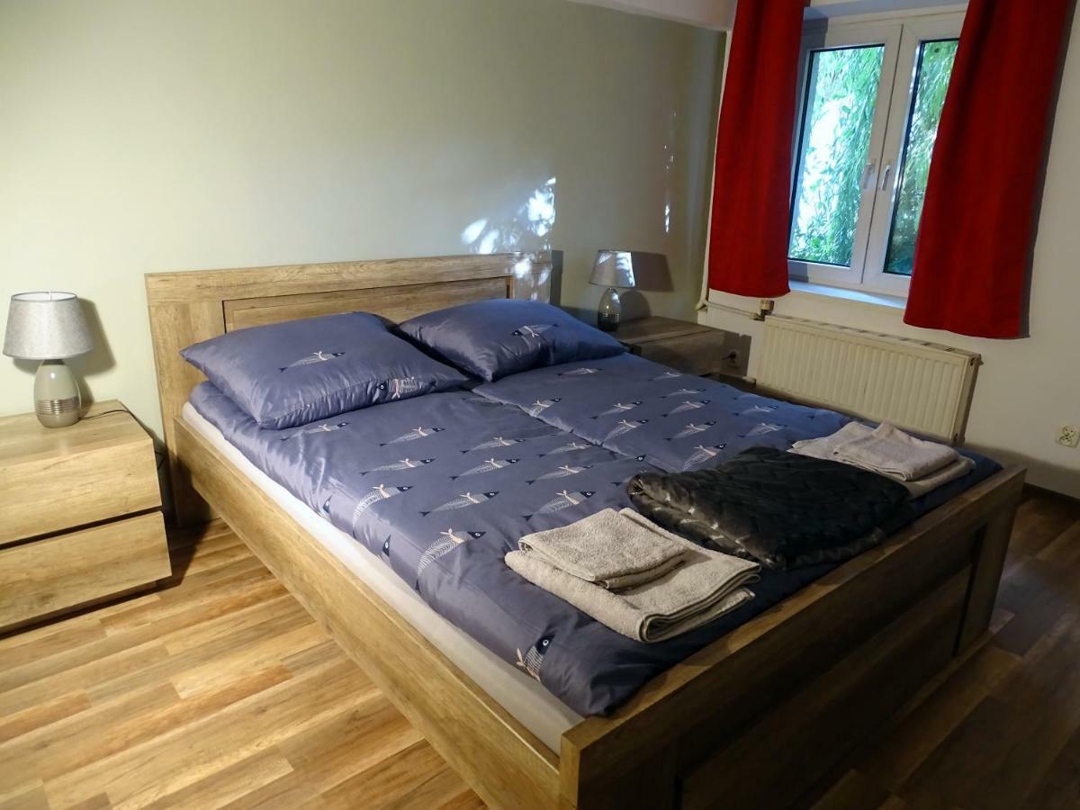 Mur 4 - Apartament Z Patio Stary Toruń エクステリア 写真